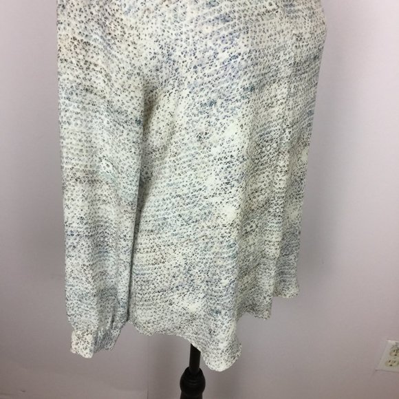 Violet & Claire Blouse Top Size M Womans White Gray V-Neck Long Sleeve Chiffon - Picture 15 of 15